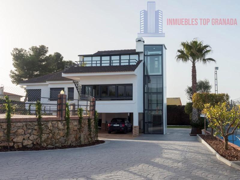 For sale of chalet in Otura