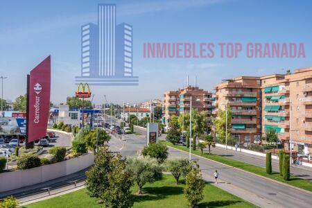For sale of garage in Granada