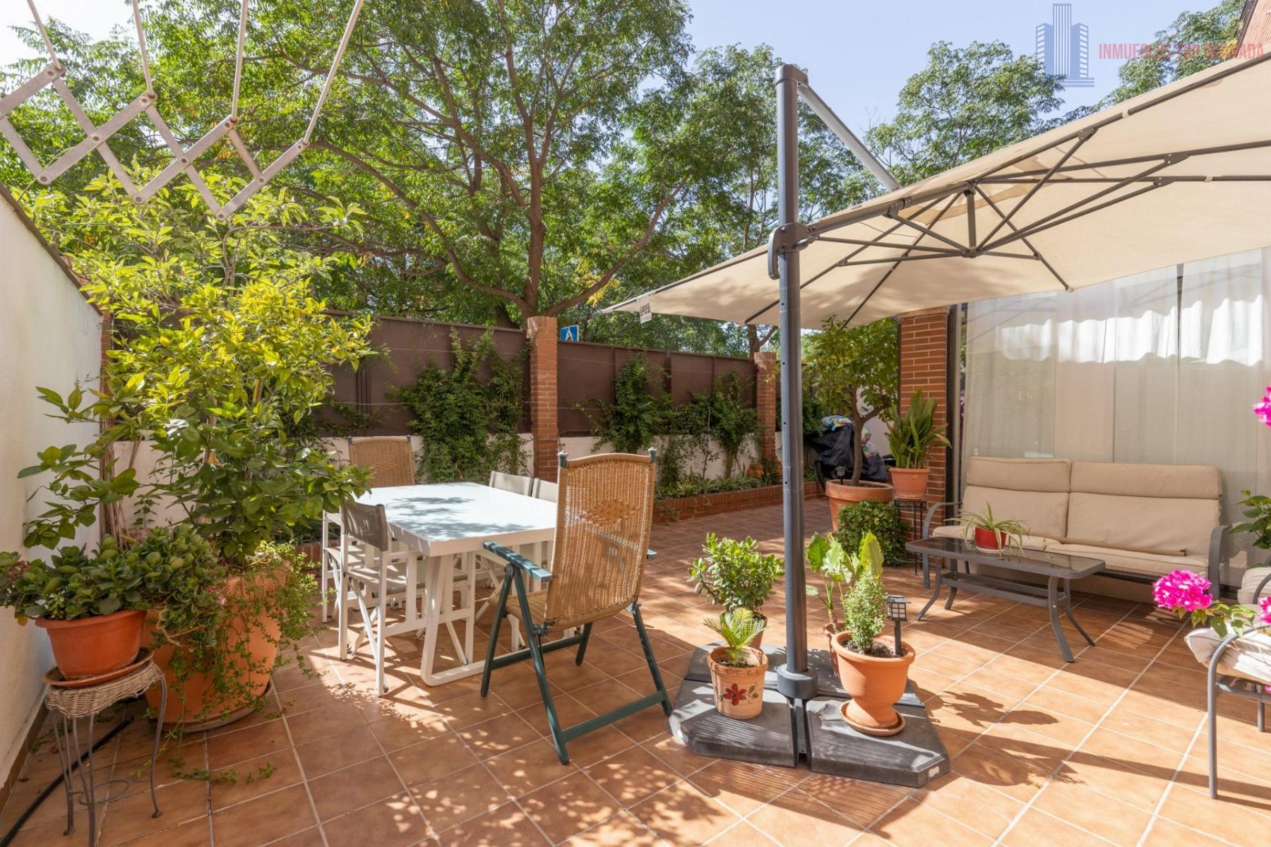 For sale of flat in Granada