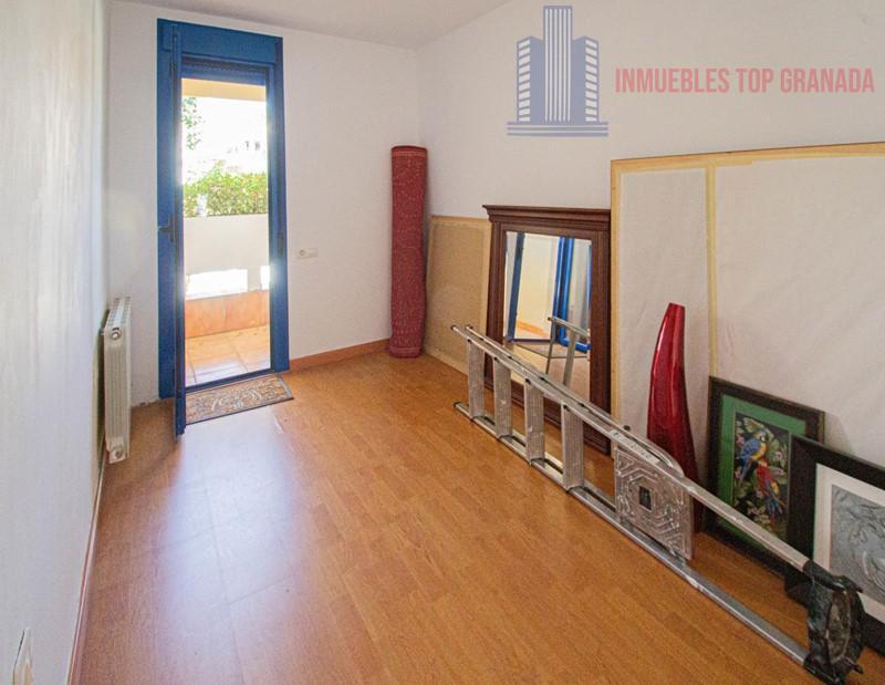 For sale of flat in Monachil