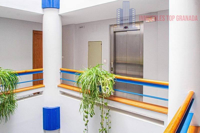 For sale of flat in Monachil