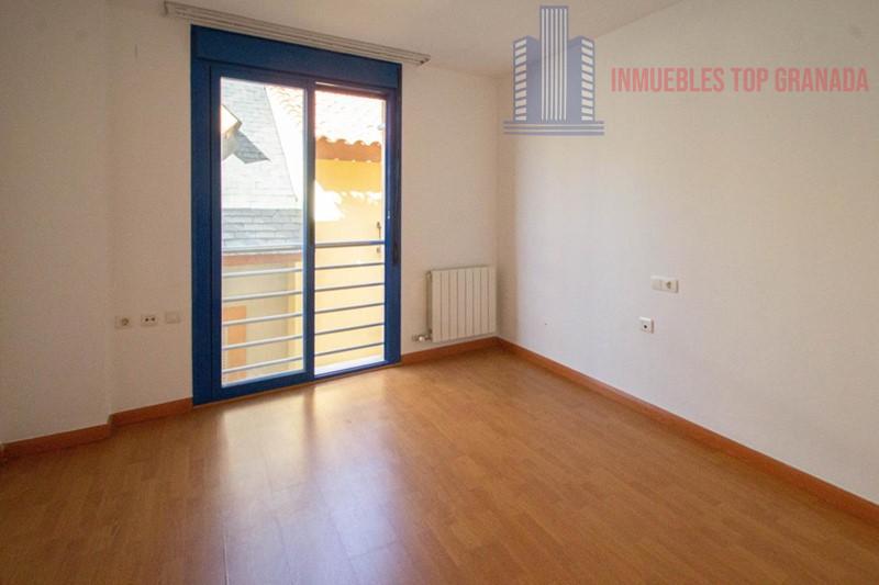 For sale of flat in Monachil