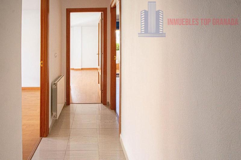 For sale of flat in Monachil
