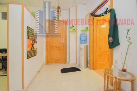 For sale of commercial in Granada