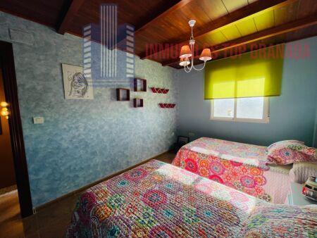 For sale of house in Illora