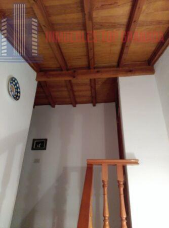 For sale of house in Lecrín