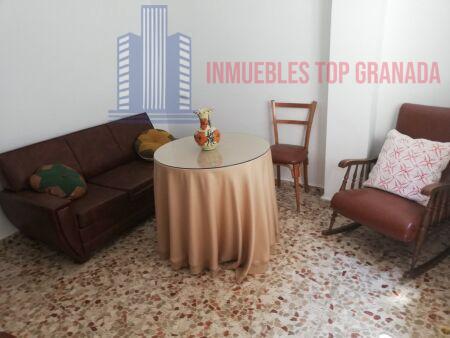 For sale of house in Lecrín