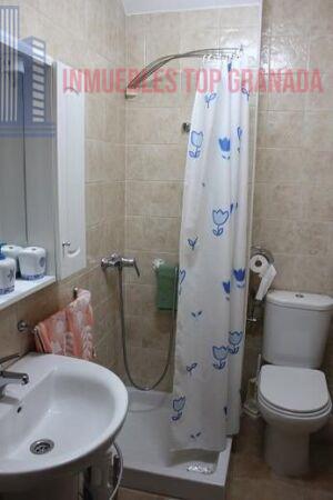 For sale of house in Lecrín