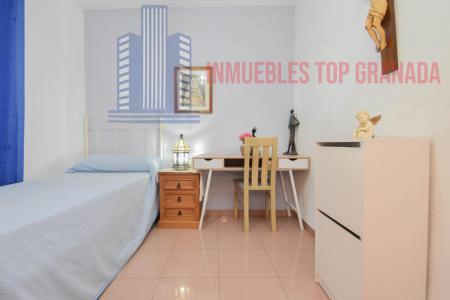 For sale of flat in Salobreña