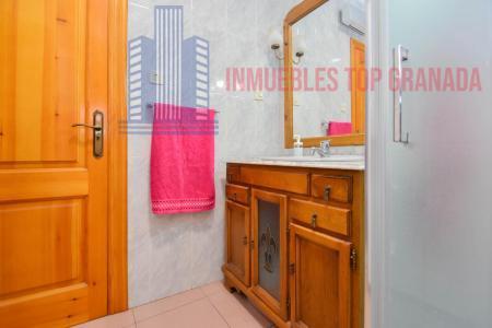 For sale of flat in Salobreña