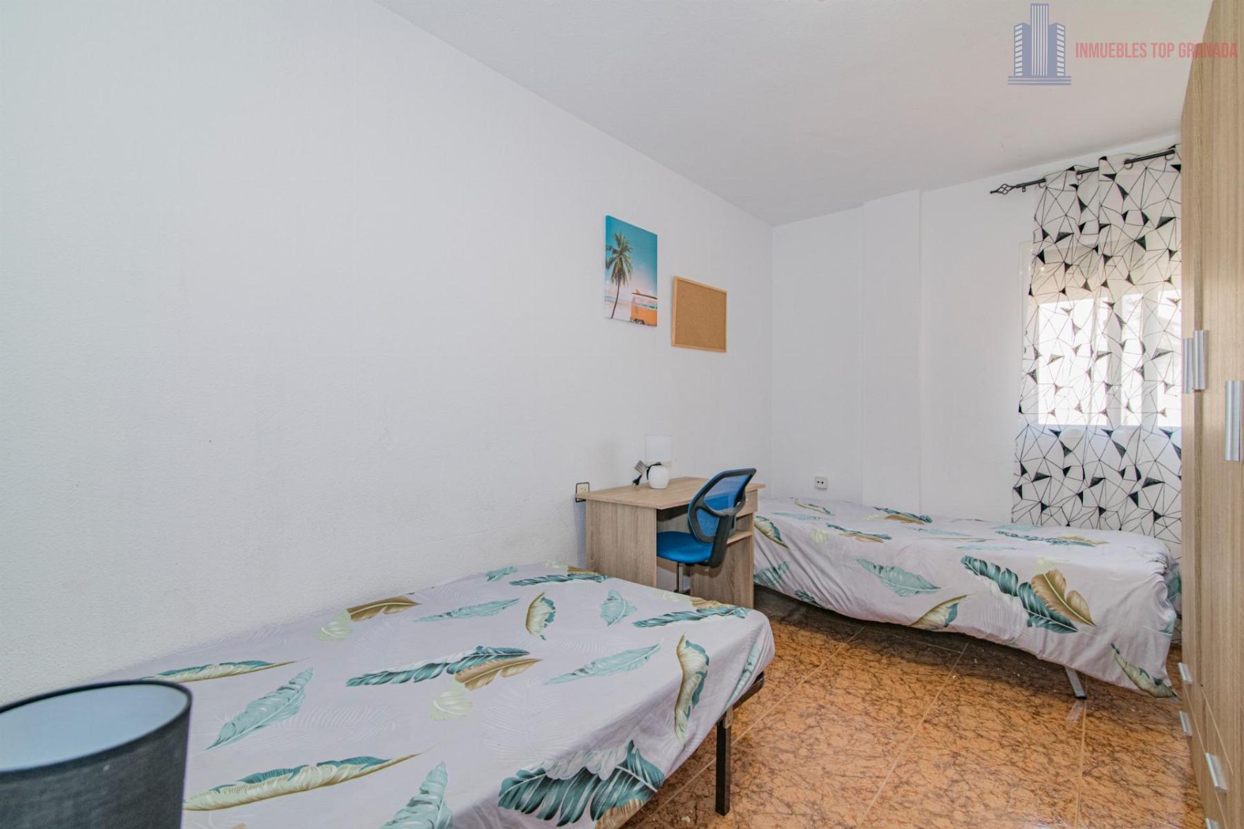 For sale of flat in Albolote