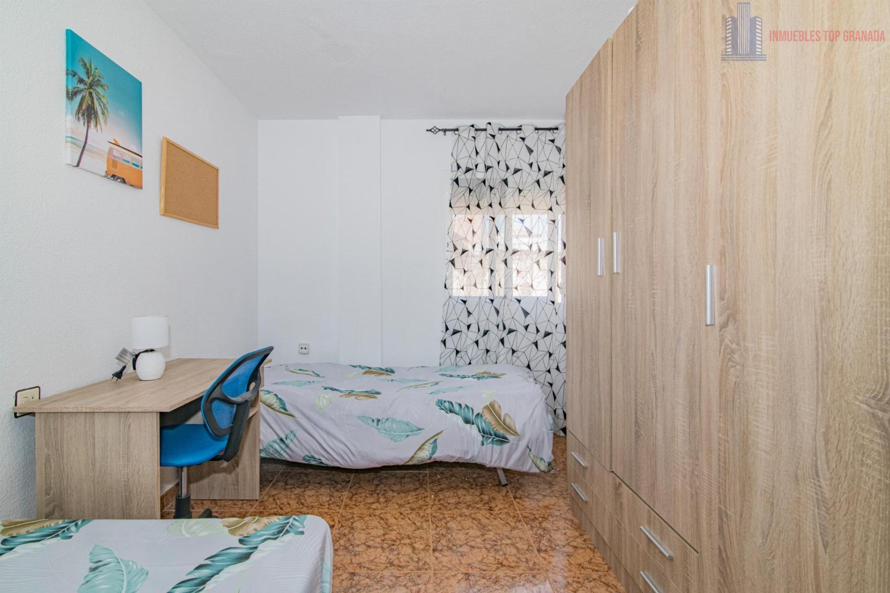 For sale of flat in Albolote