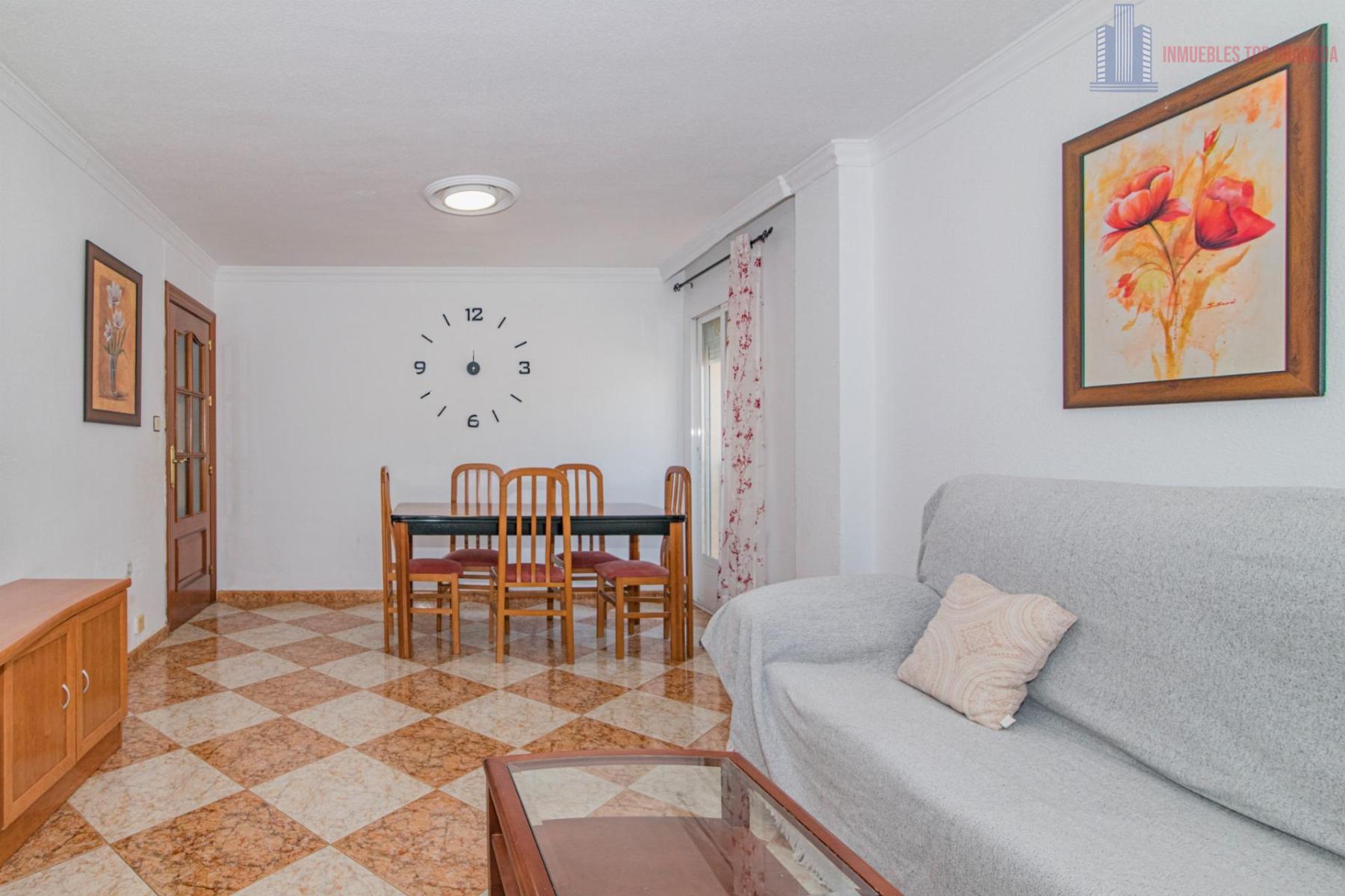 For sale of flat in Albolote