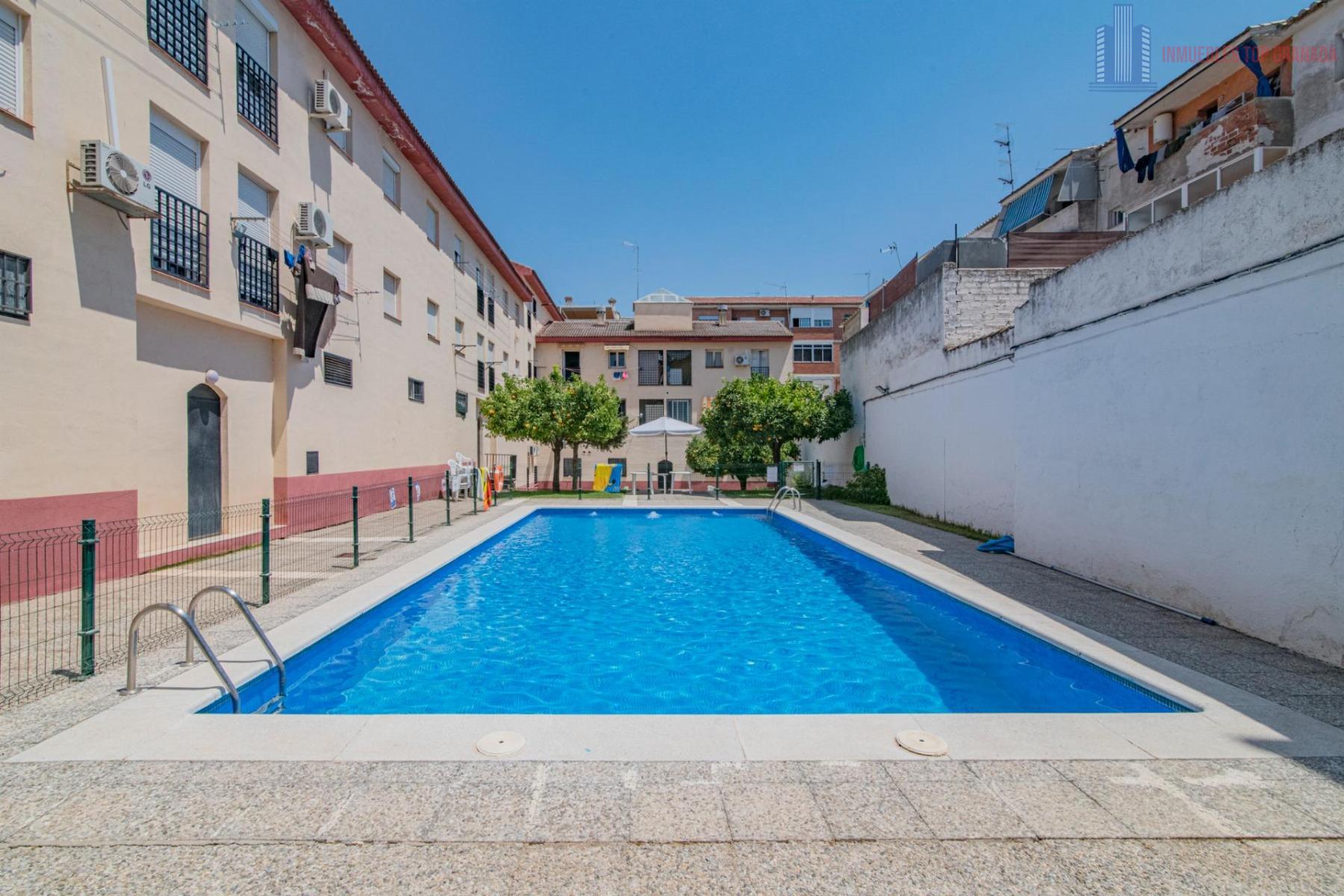 For sale of flat in Albolote