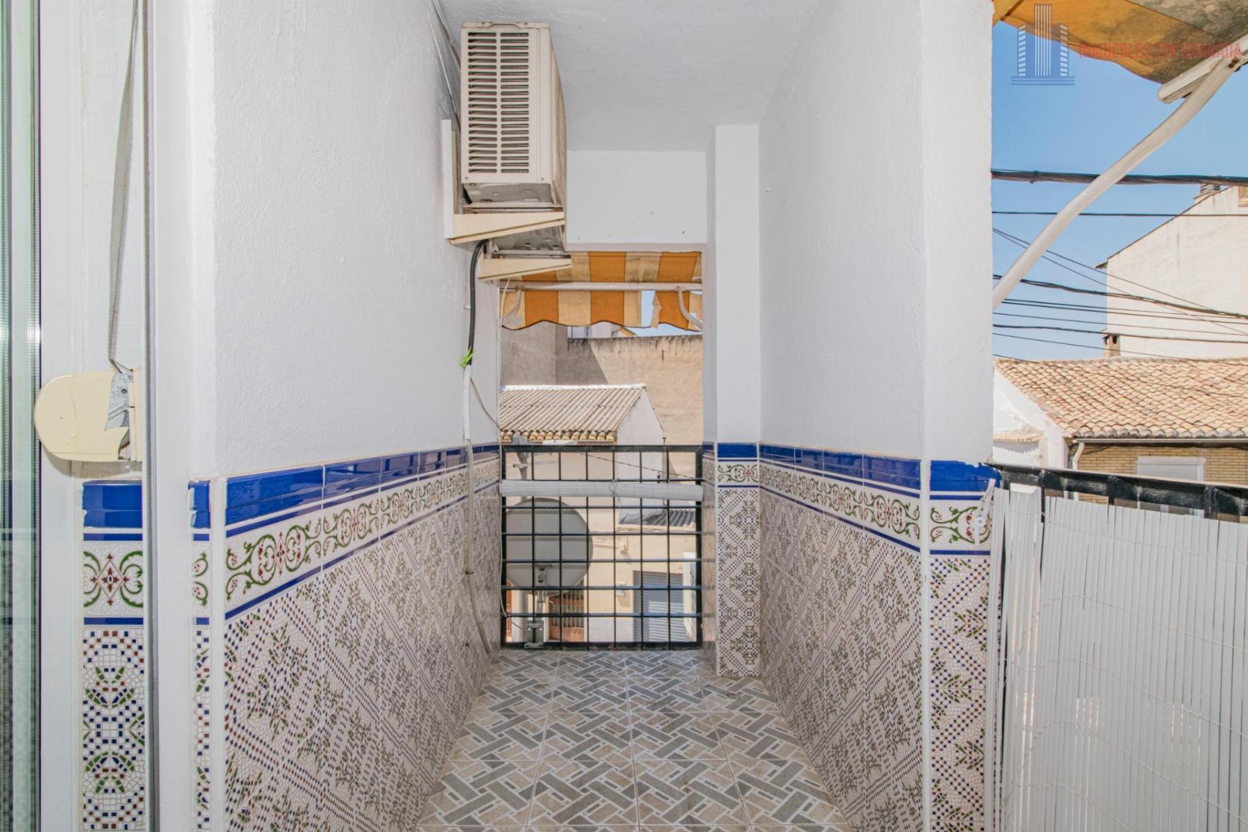 For sale of flat in Albolote