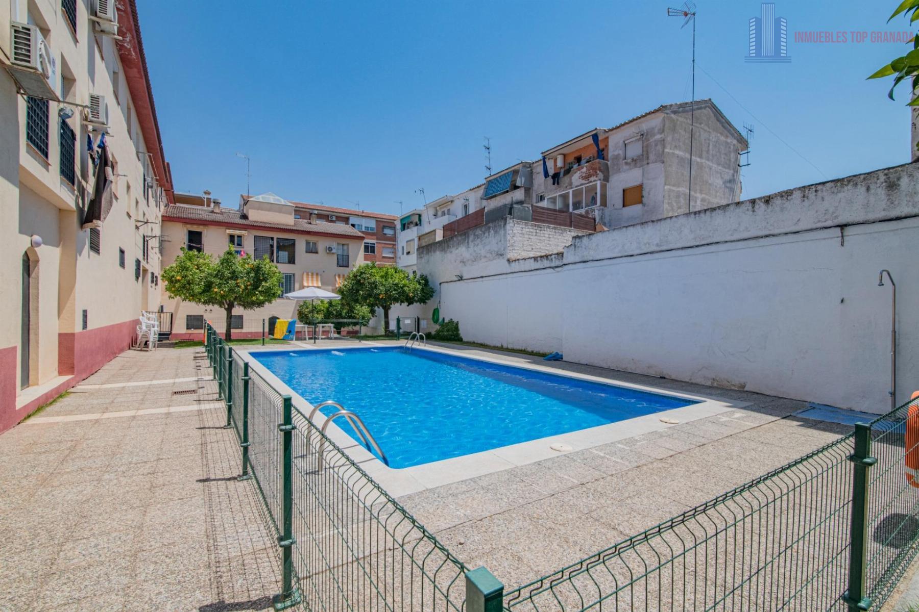For sale of flat in Albolote