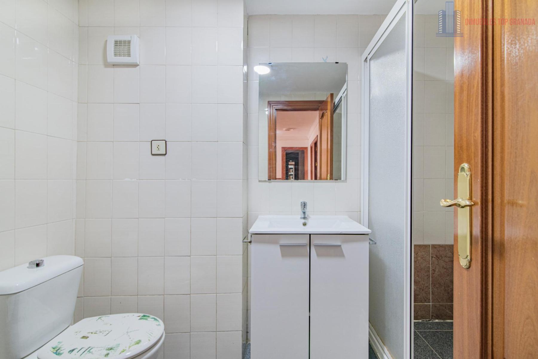 For sale of flat in Albolote