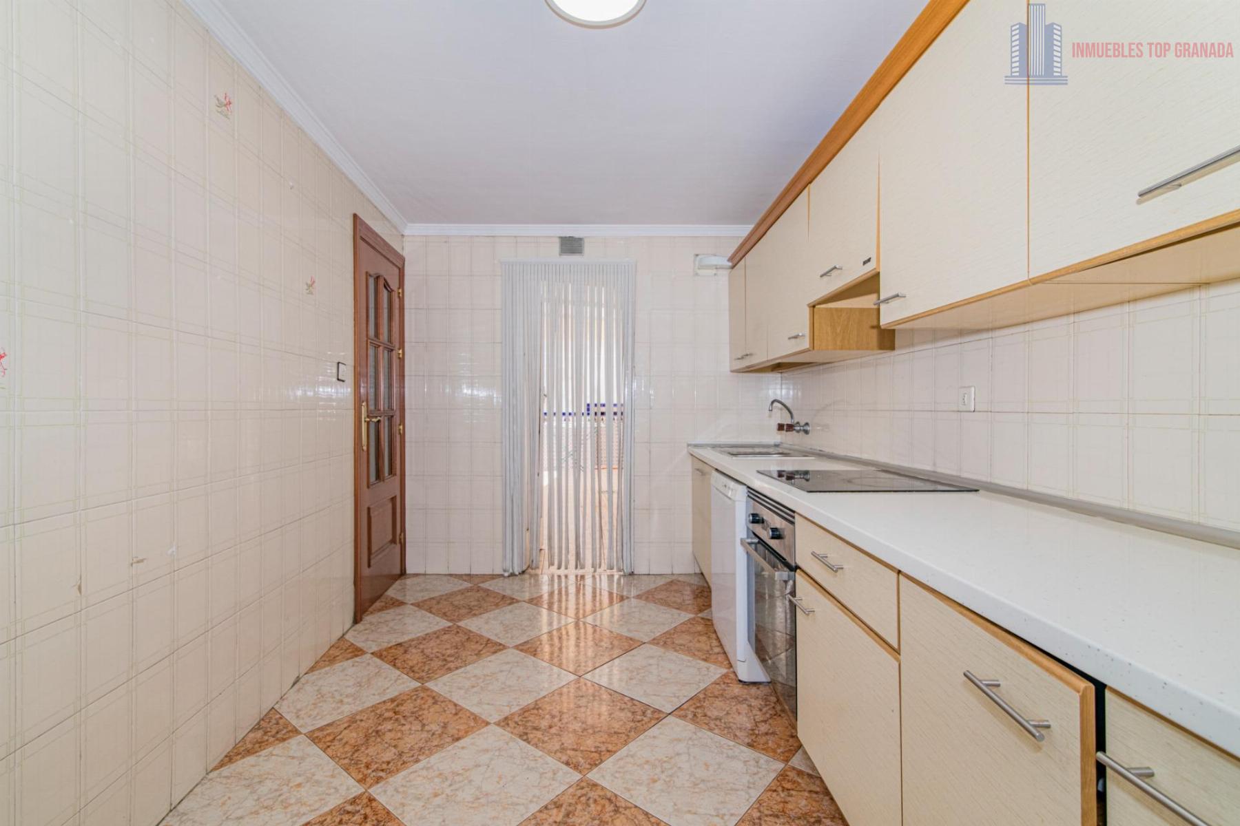 For sale of flat in Albolote