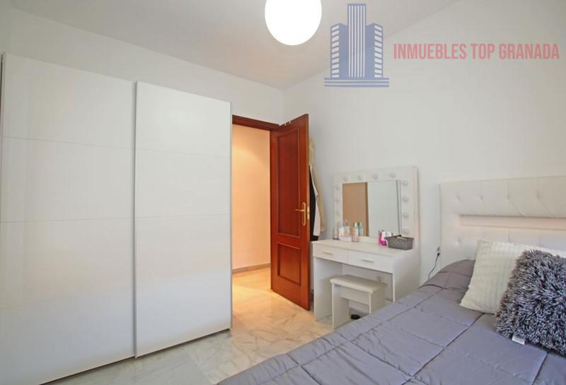 For sale of flat in Atarfe