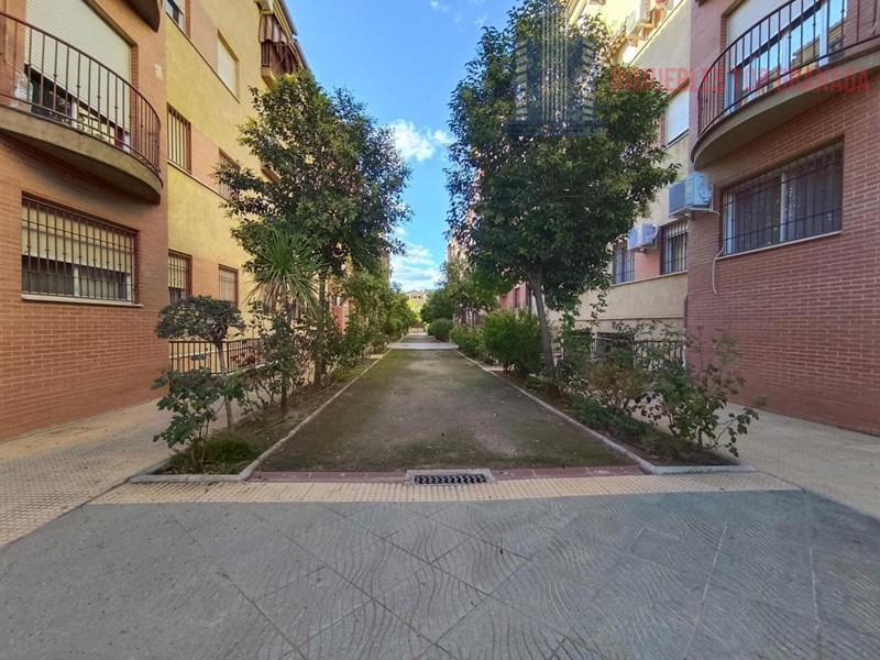 For sale of flat in Atarfe
