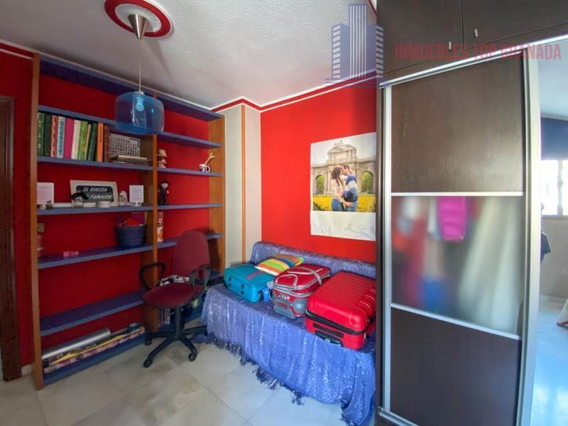 For sale of house in Albolote