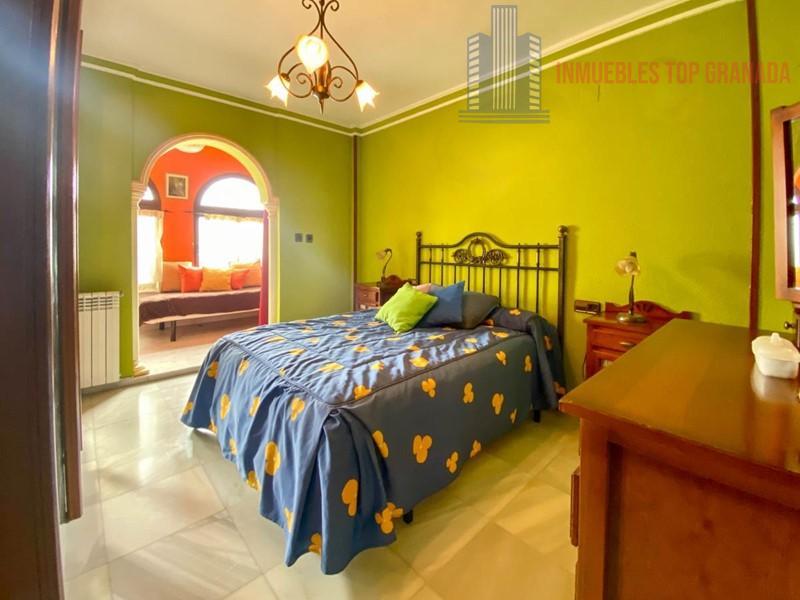 For sale of house in Albolote