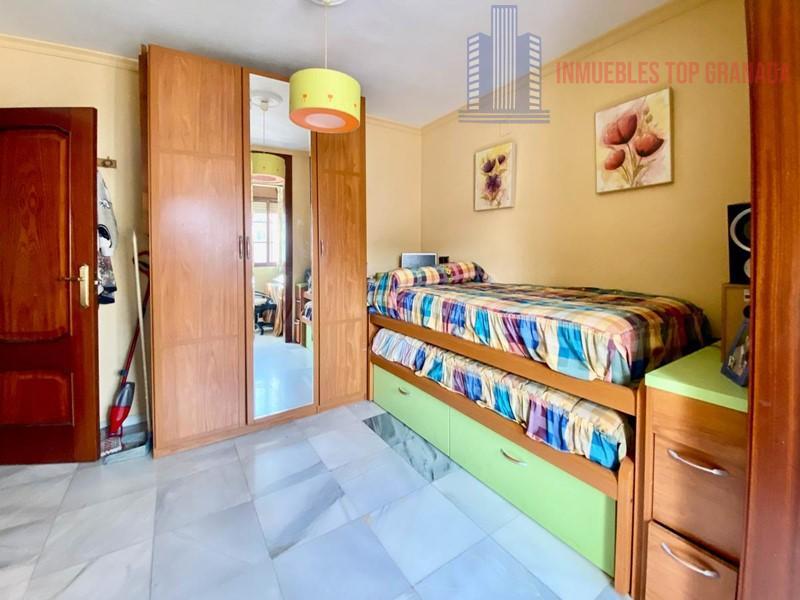 For sale of house in Albolote
