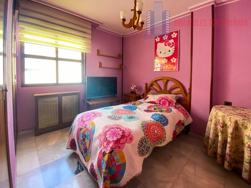 For sale of house in Albolote
