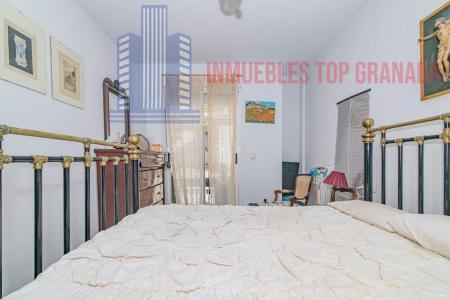 For sale of house in La Zubia