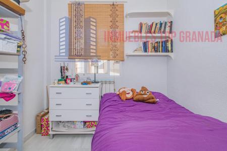 For sale of house in La Zubia