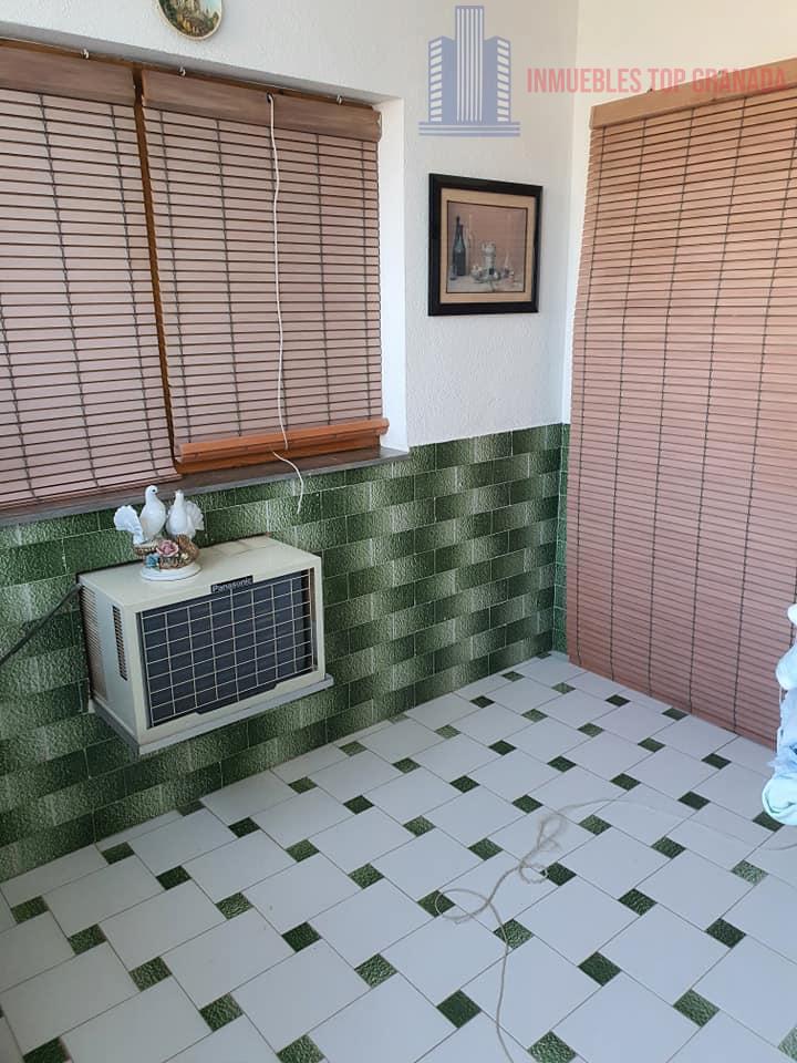 For sale of house in Colomera