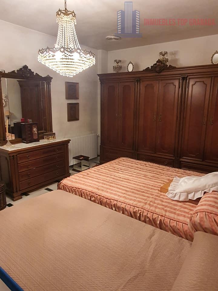 For sale of house in Colomera