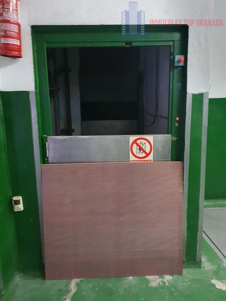 Venta de nave industrial en Colomera