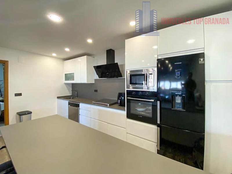 For sale of penthouse in Churriana de la Vega