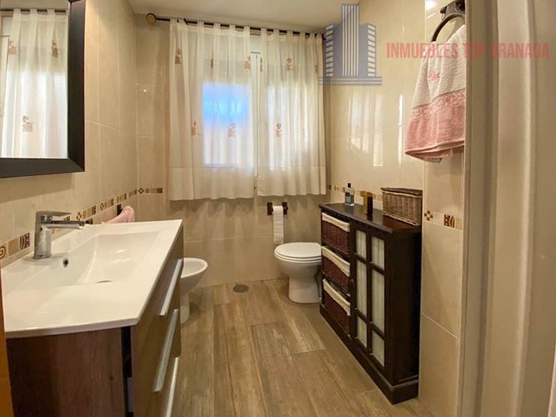 For sale of penthouse in Churriana de la Vega