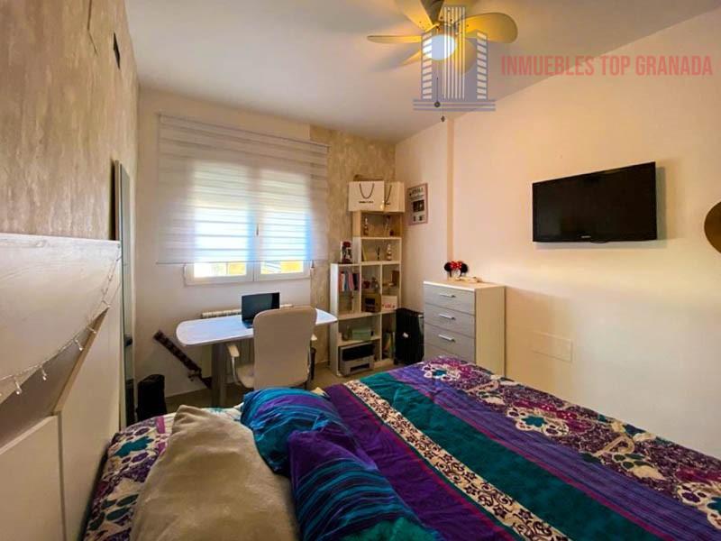For sale of penthouse in Churriana de la Vega