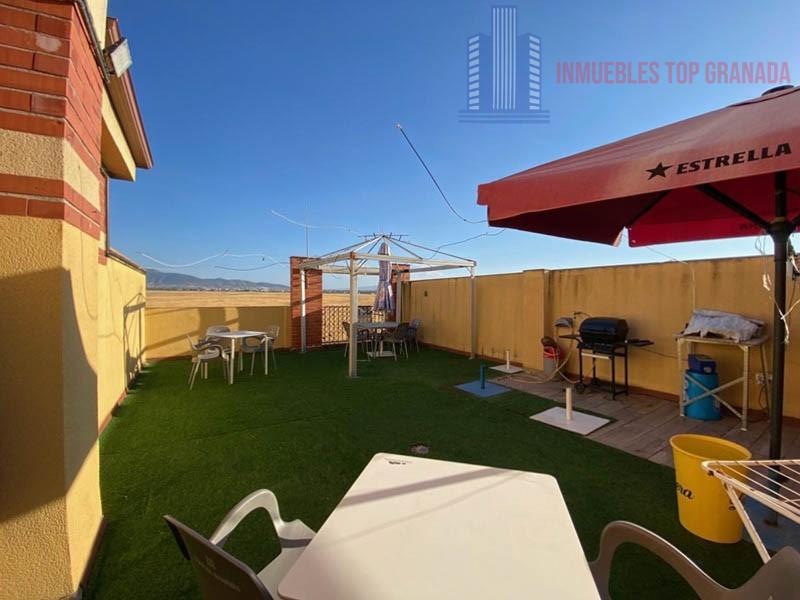 For sale of penthouse in Churriana de la Vega