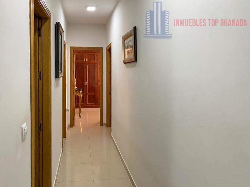 For sale of penthouse in Churriana de la Vega