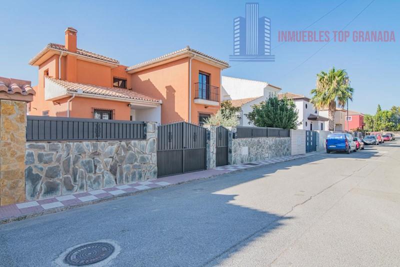 Venta de chalet en Otura