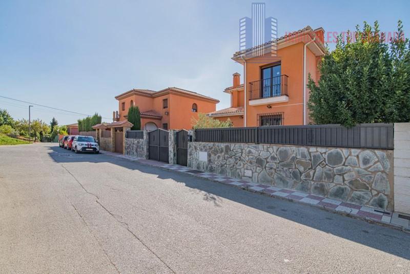 For sale of chalet in Otura