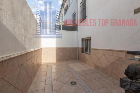 For sale of house in Churriana de la Vega