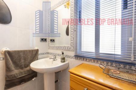 For sale of house in Churriana de la Vega