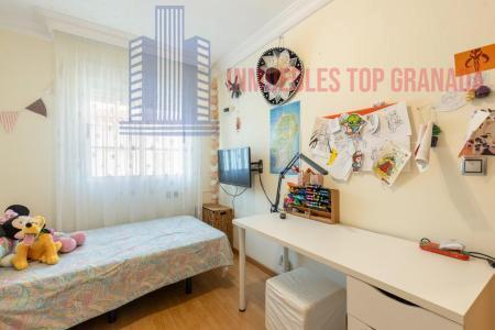 For sale of house in Churriana de la Vega