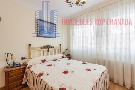 For sale of house in Churriana de la Vega