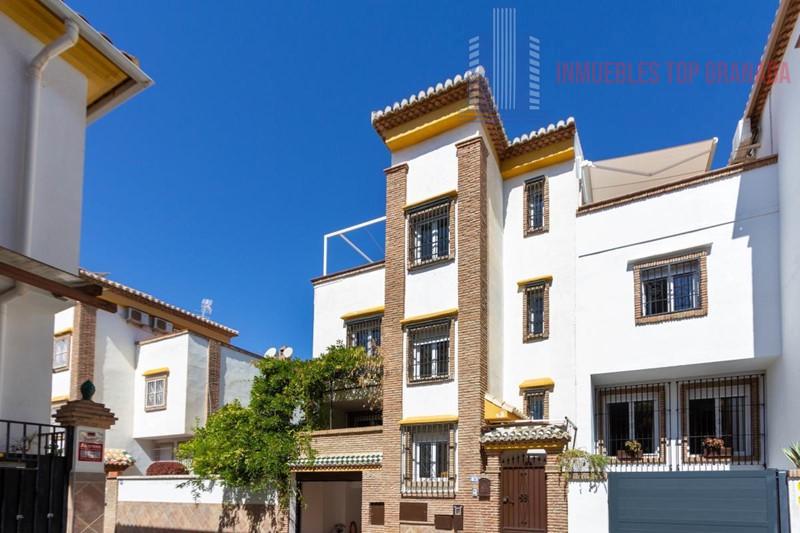 Venta de casa en Granada