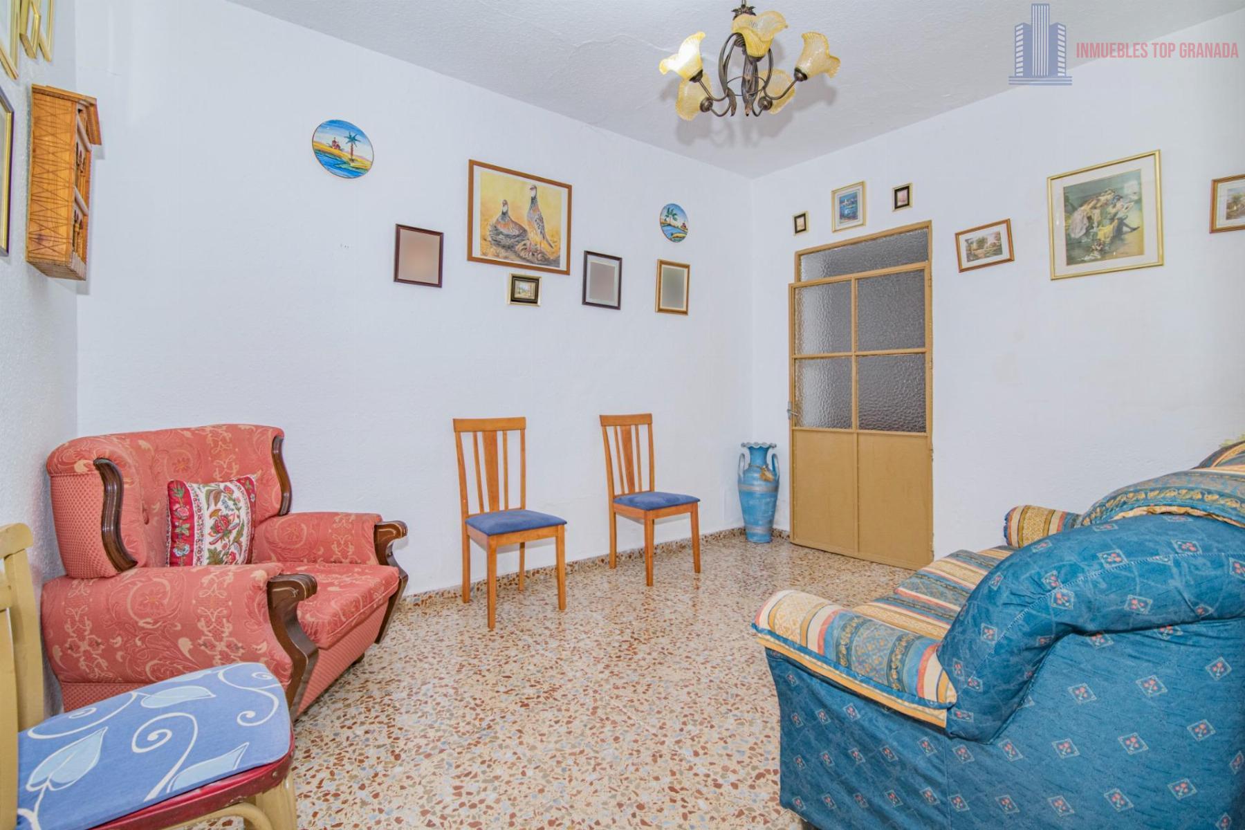 For sale of house in La Malahá