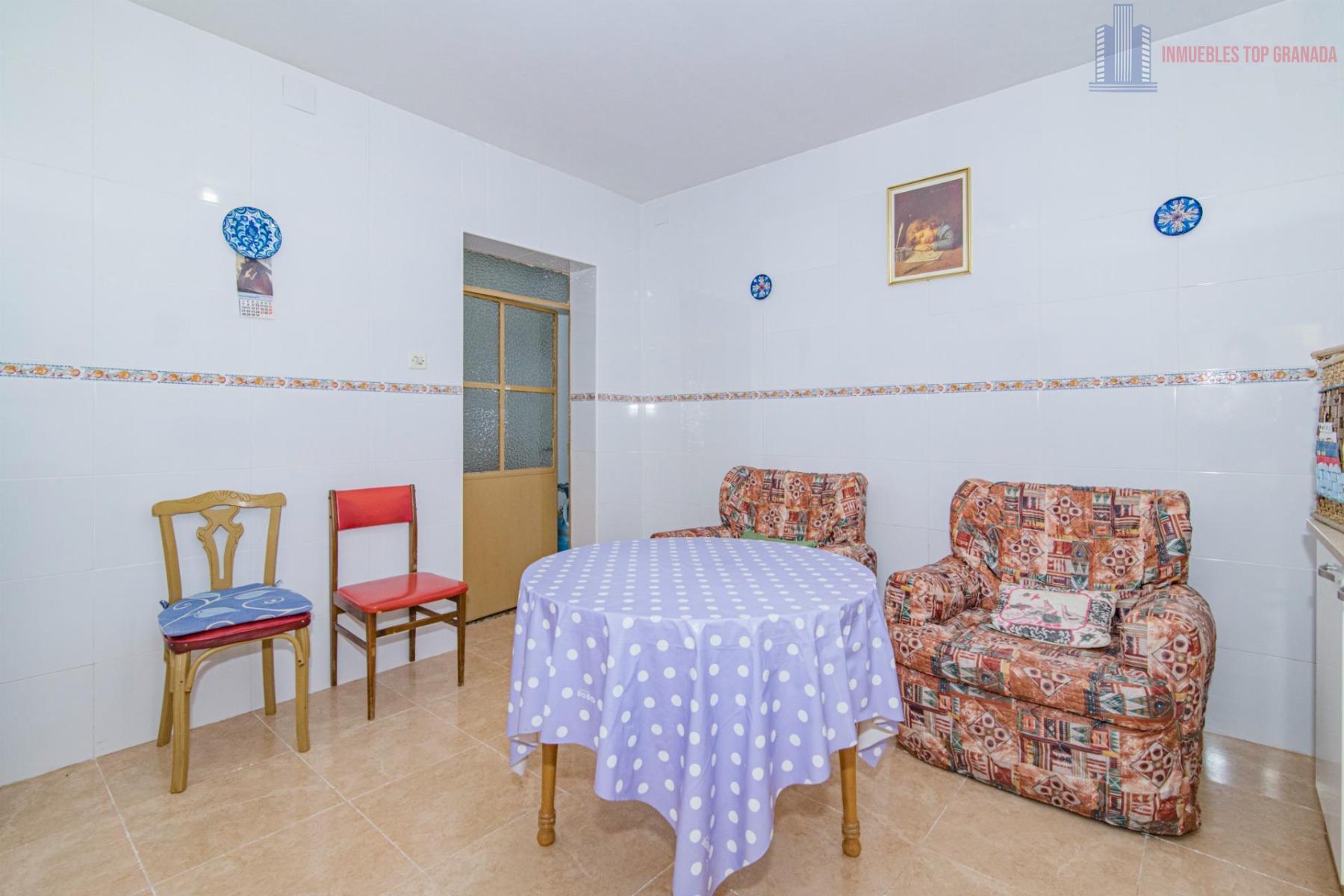 For sale of house in La Malahá