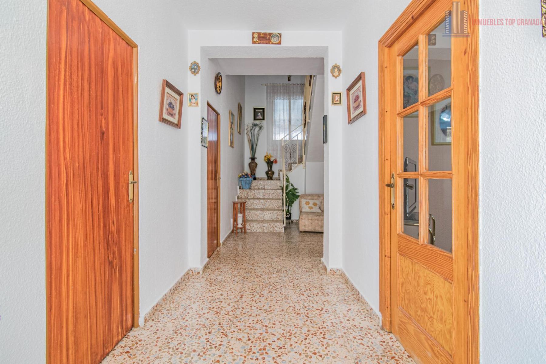 For sale of house in La Malahá