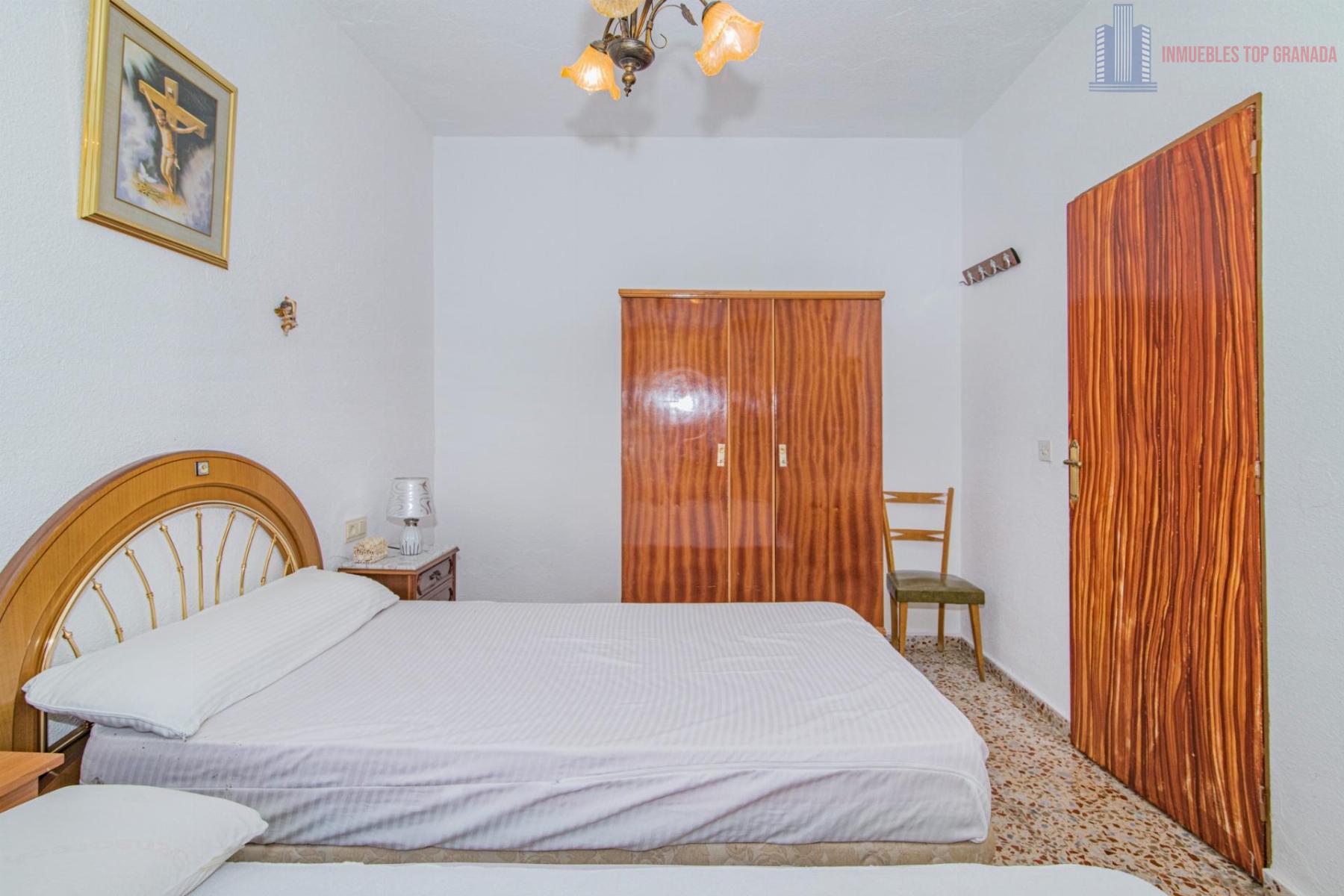 For sale of house in La Malahá