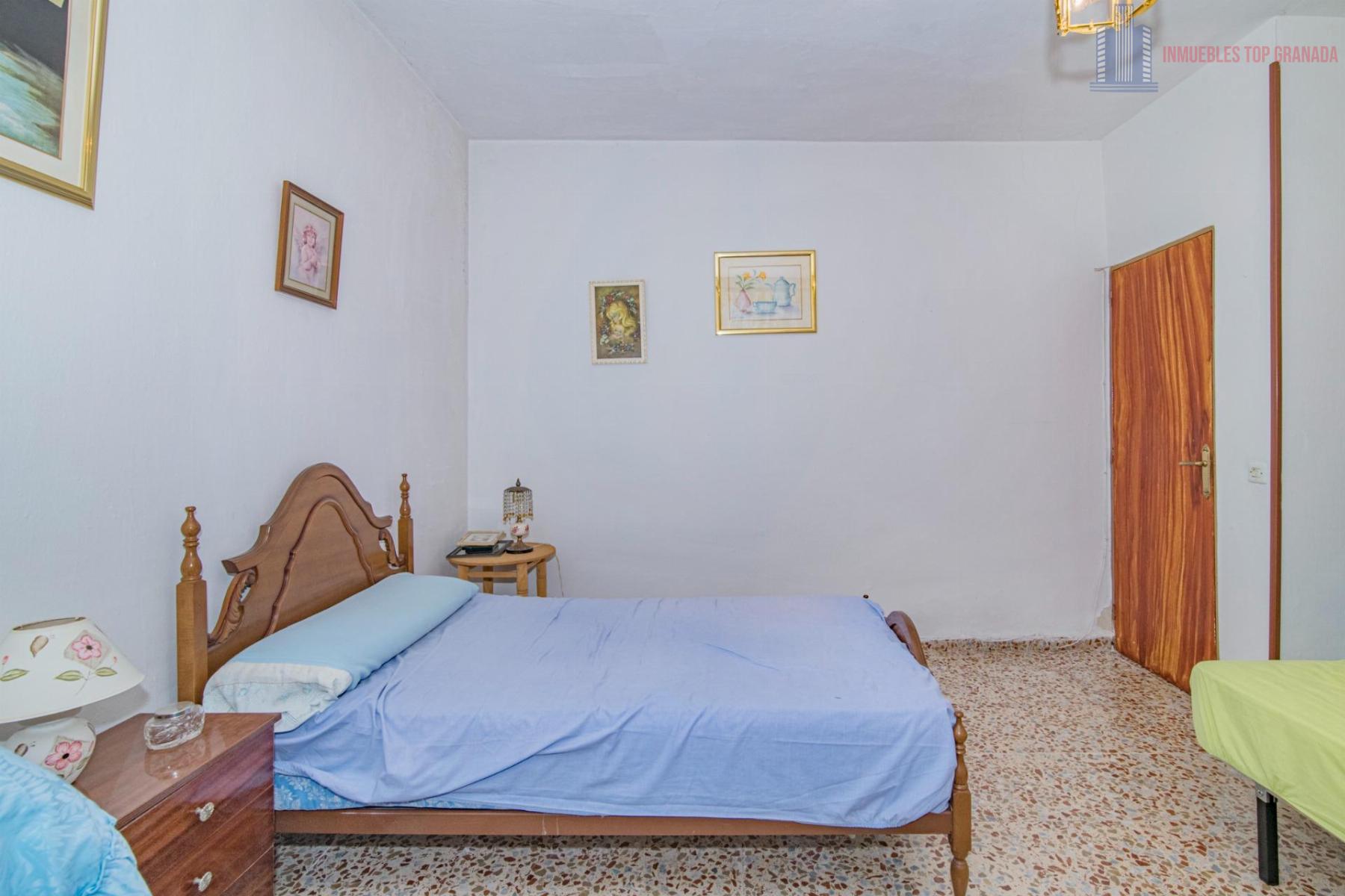 For sale of house in La Malahá